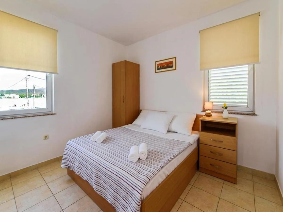 Simplistic Apartment In Suko An With Balcony Sukosan