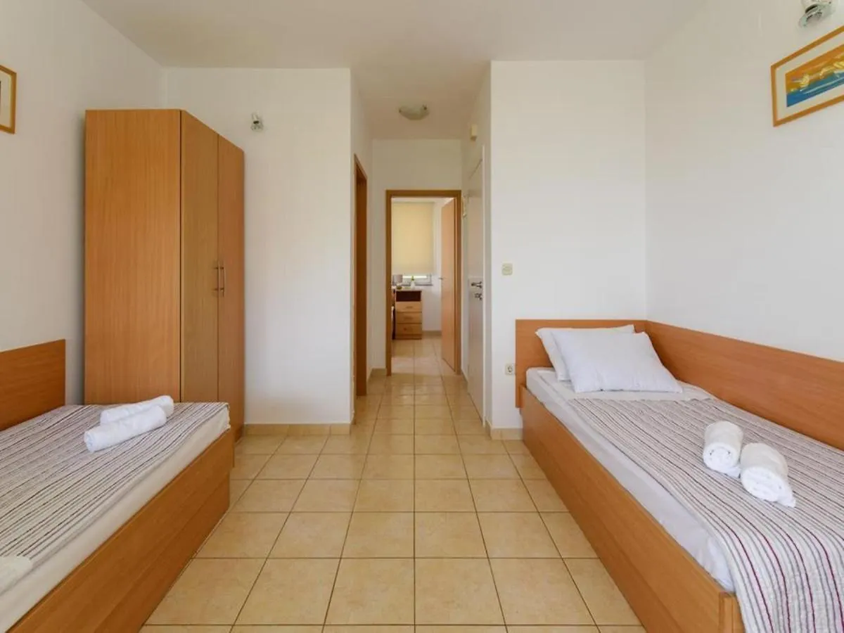 Simplistic Apartment In Suko An With Balcony Sukosan