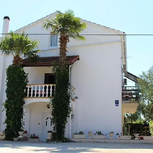 3* Gostinjska kuća Vilma